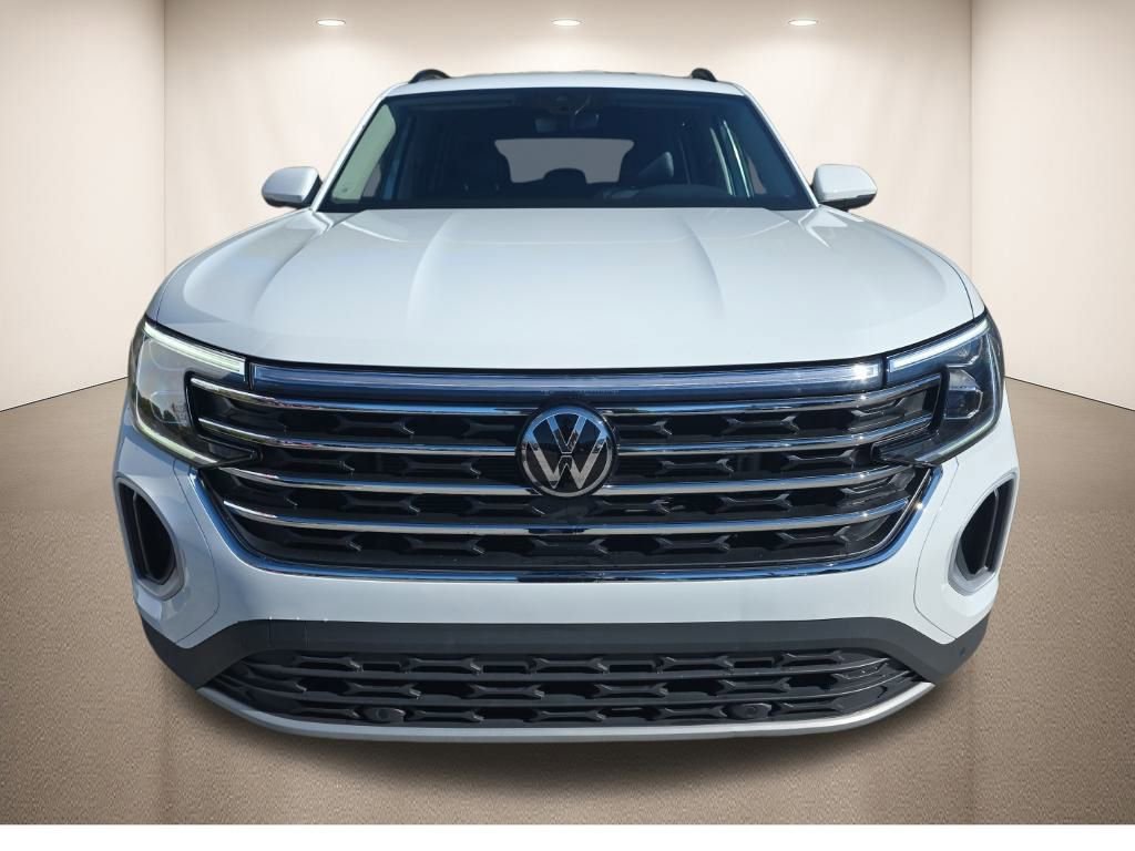 Used 2025 Volkswagen Atlas SE image 11