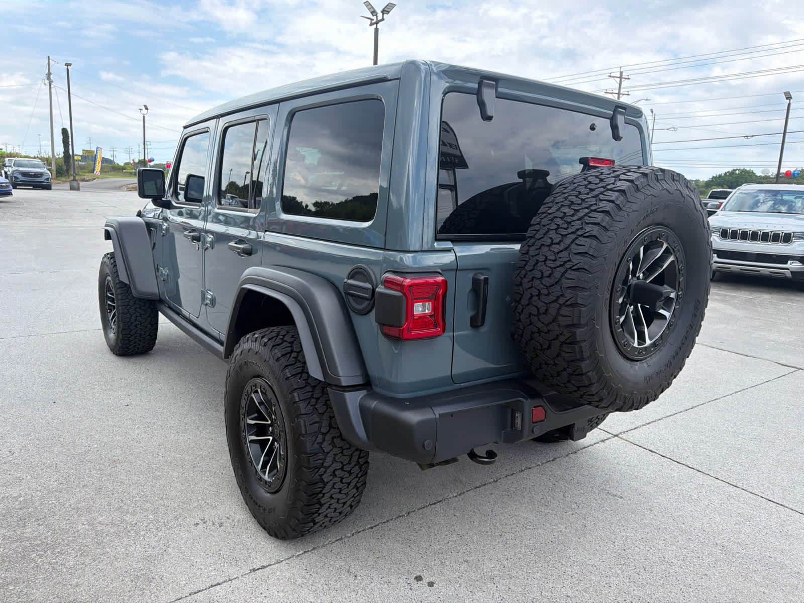 Used 2026 Jeep Wrangler Unlimited Rubicon 392 w/ Quick Order Package 27X Moab AWD/4WD image 4