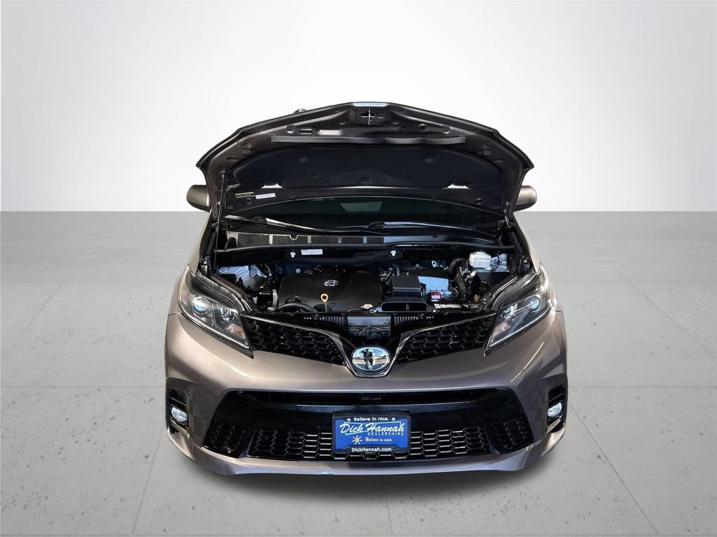 Used 2020 Toyota Sienna SE w/ SE Preferred Package AWD/4WD image 22