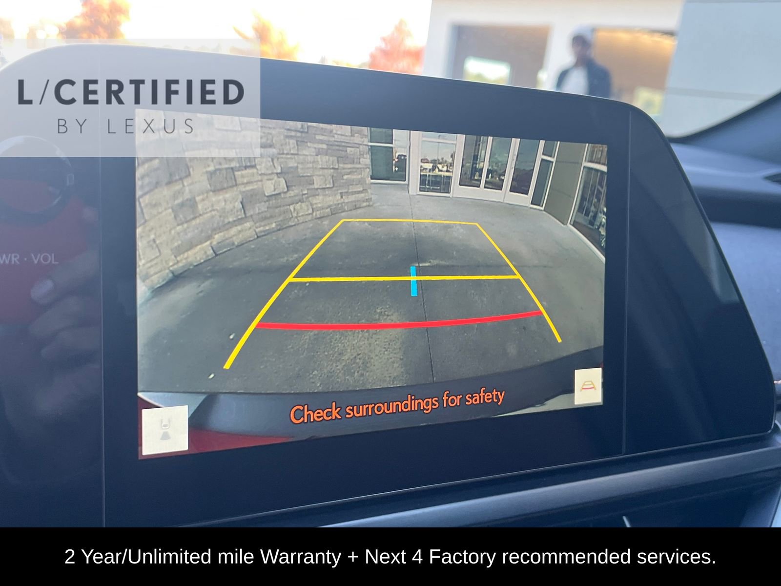 Used 2025 Lexus UX 300h FWD image 21