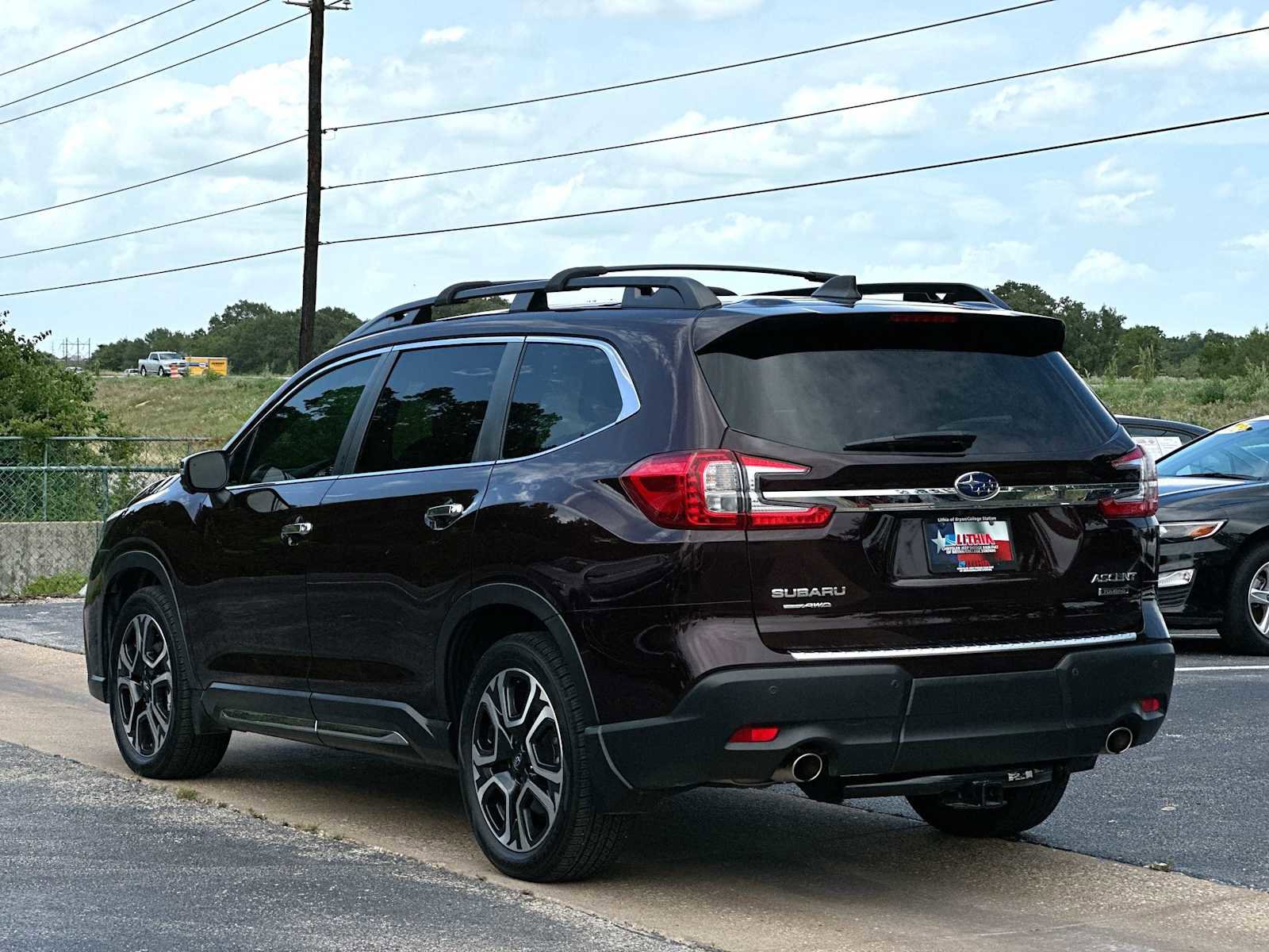Used 2023 Subaru Ascent Touring AWD/4WD image 13