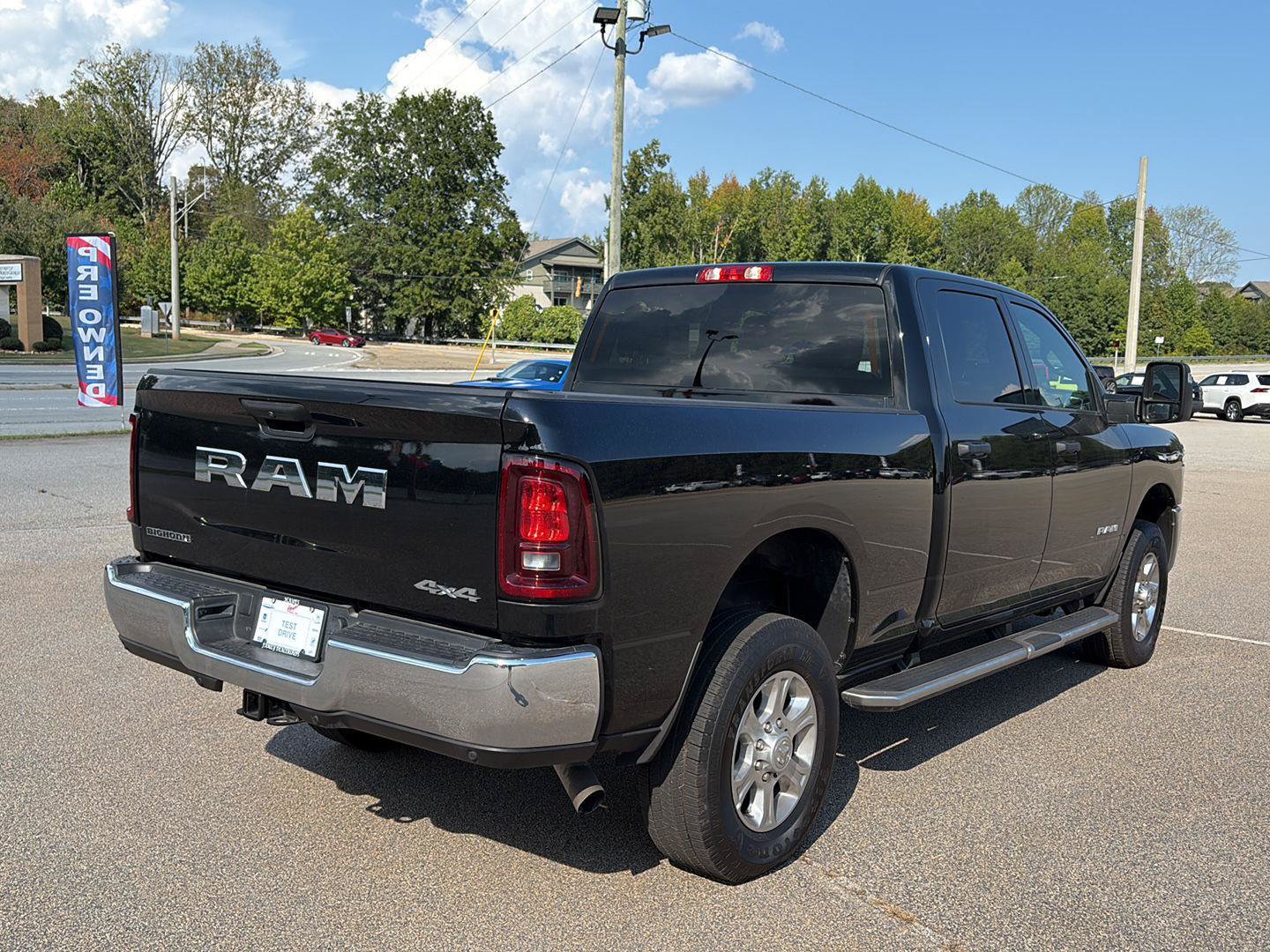 Used 2026 RAM 2500 Big Horn AWD/4WD image 3