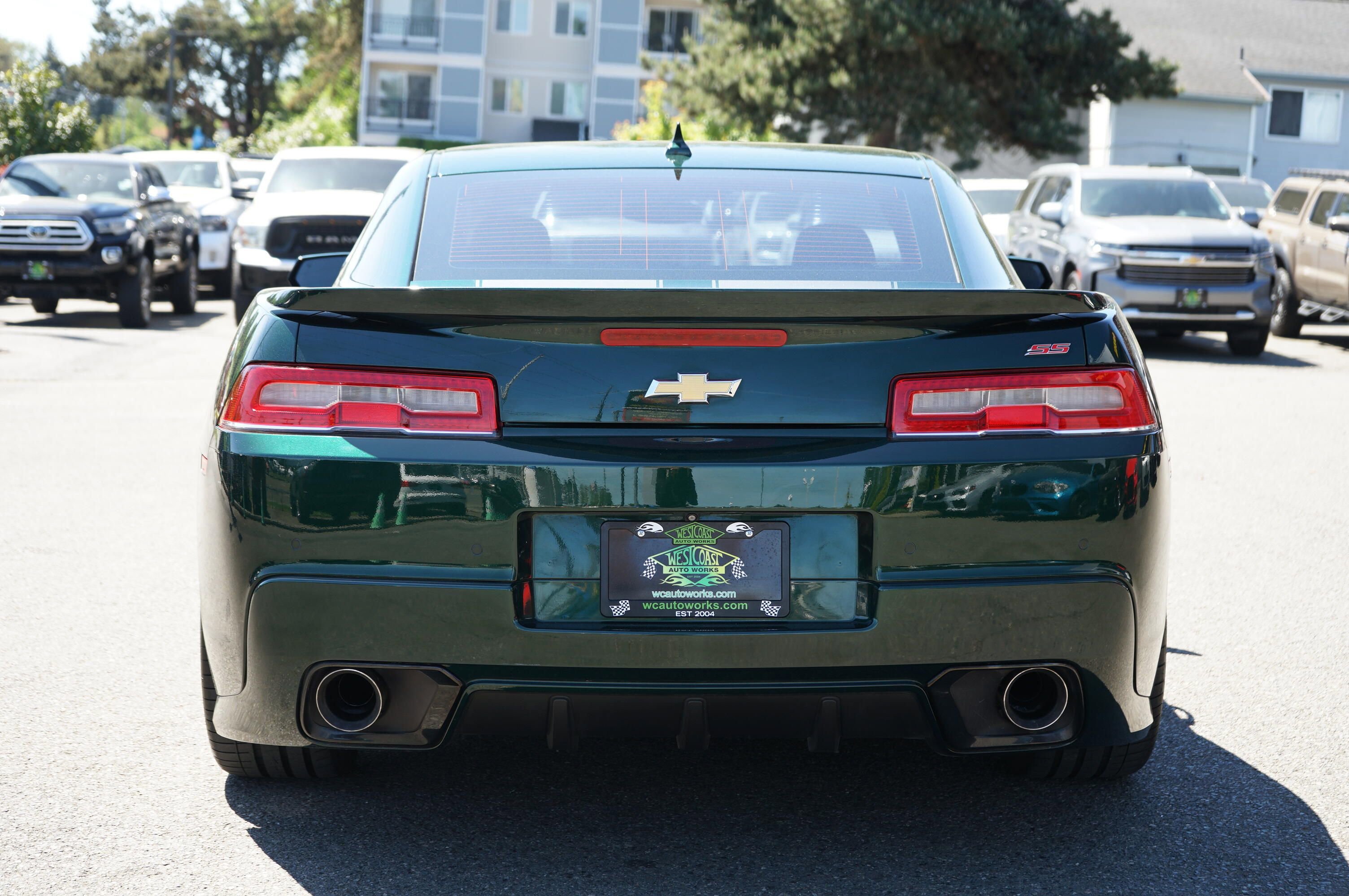 Used 2015 Chevrolet Camaro SS w/ Green Flash Special Edition RWD image 4