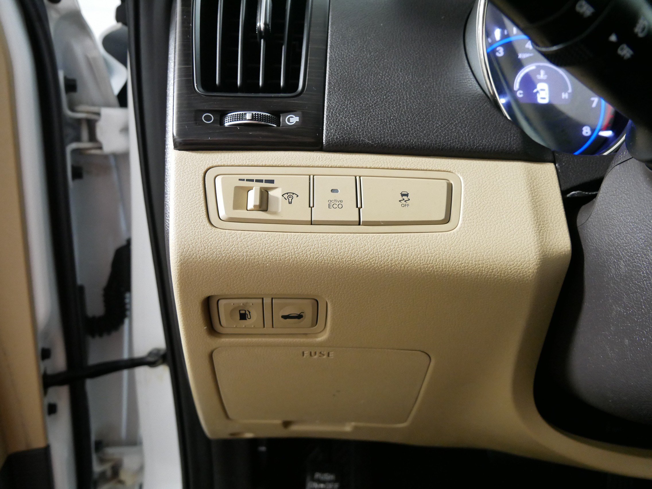 Used 2013 Hyundai Sonata Limited FWD image 26