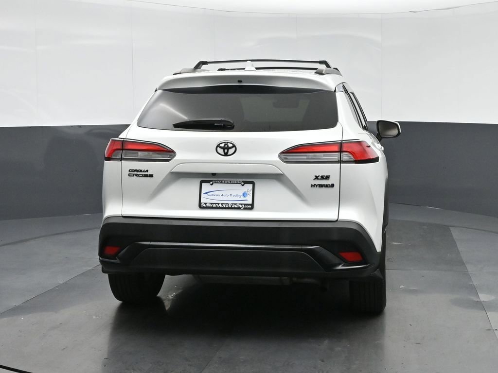 Used 2023 Toyota Corolla Cross AWD Hybrid w/ Convenience Package image 6