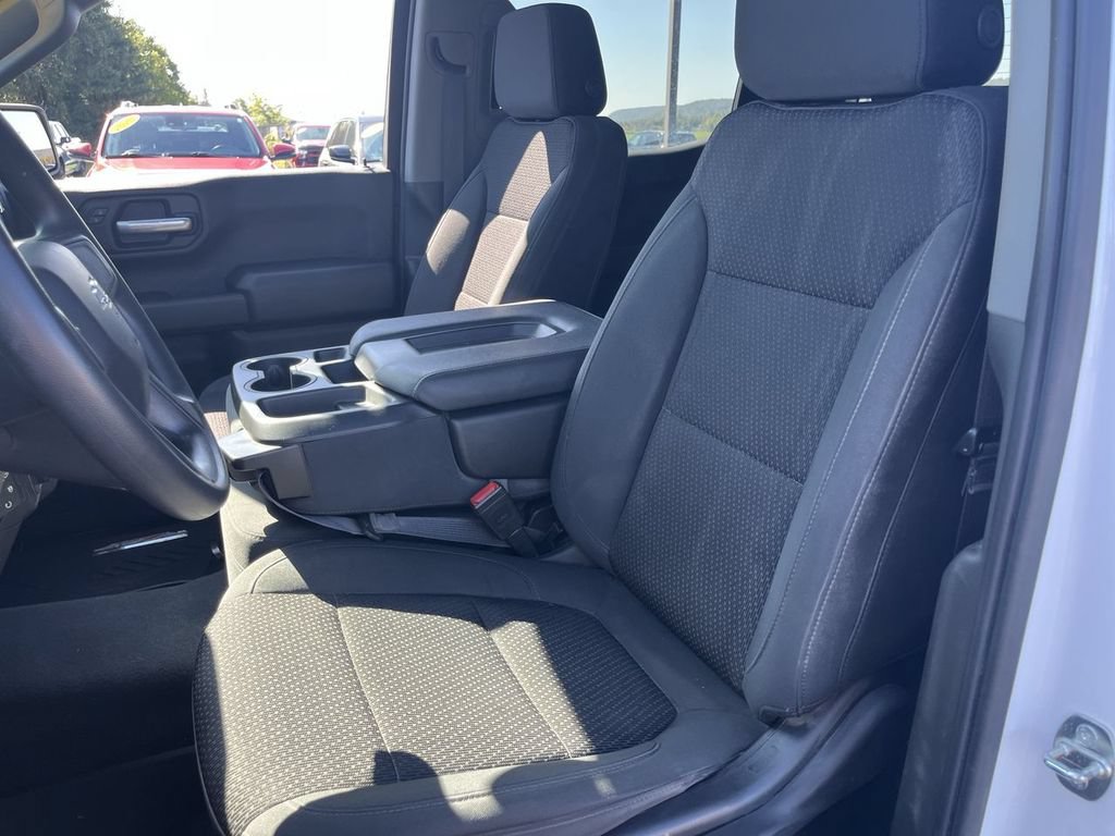 Certified 2021 Chevrolet Silverado 1500 Custom Trail Boss AWD/4WD image 17
