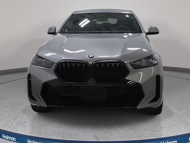Certified 2026 BMW X6 xDrive40i AWD/4WD image 2