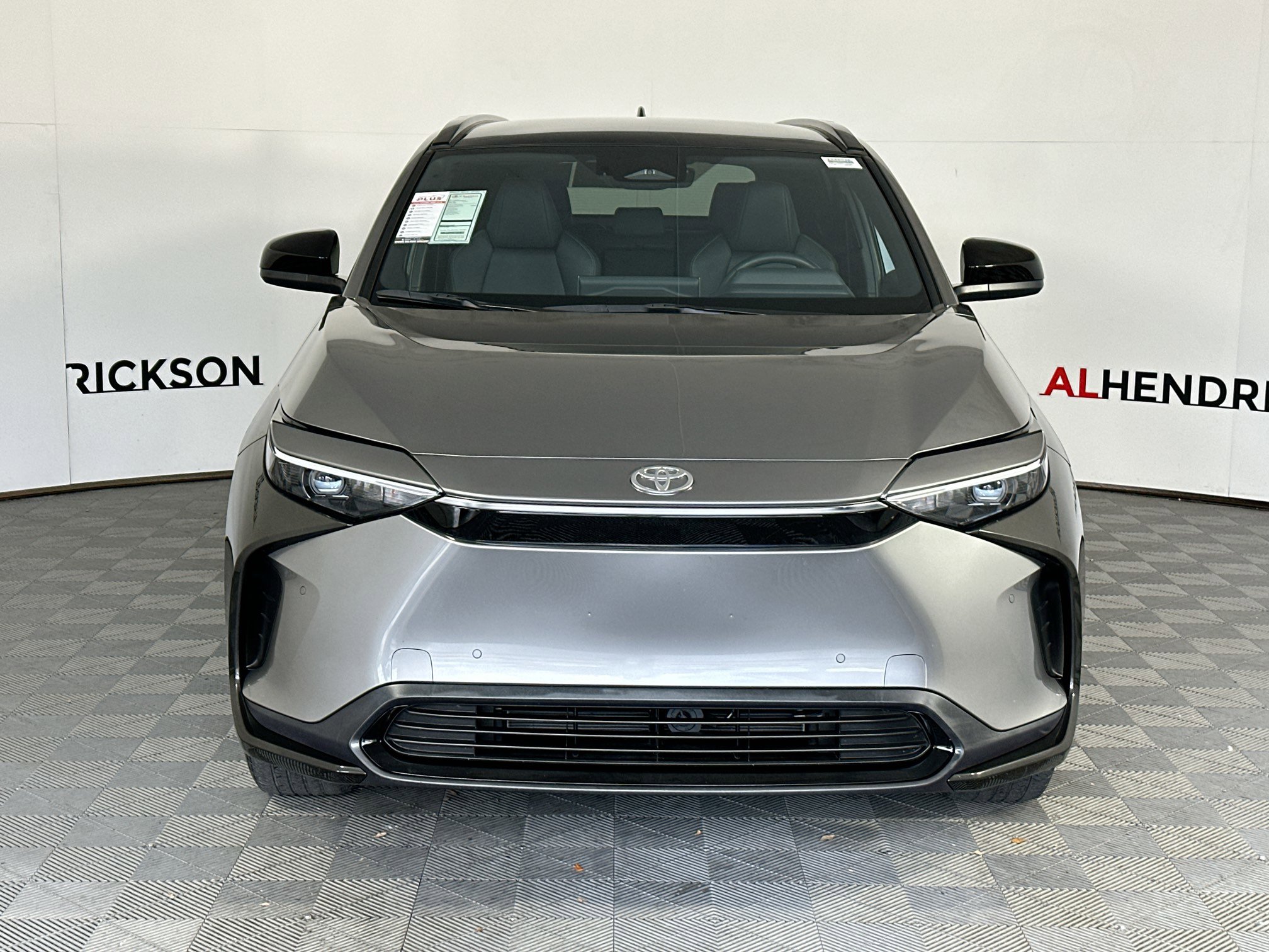 Used 2024 Toyota bZ4X XLE image 8