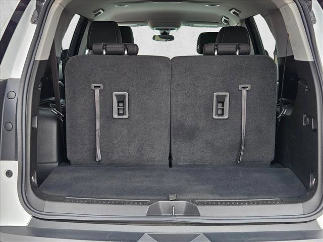 Used 2023 GMC Acadia SLE image 6