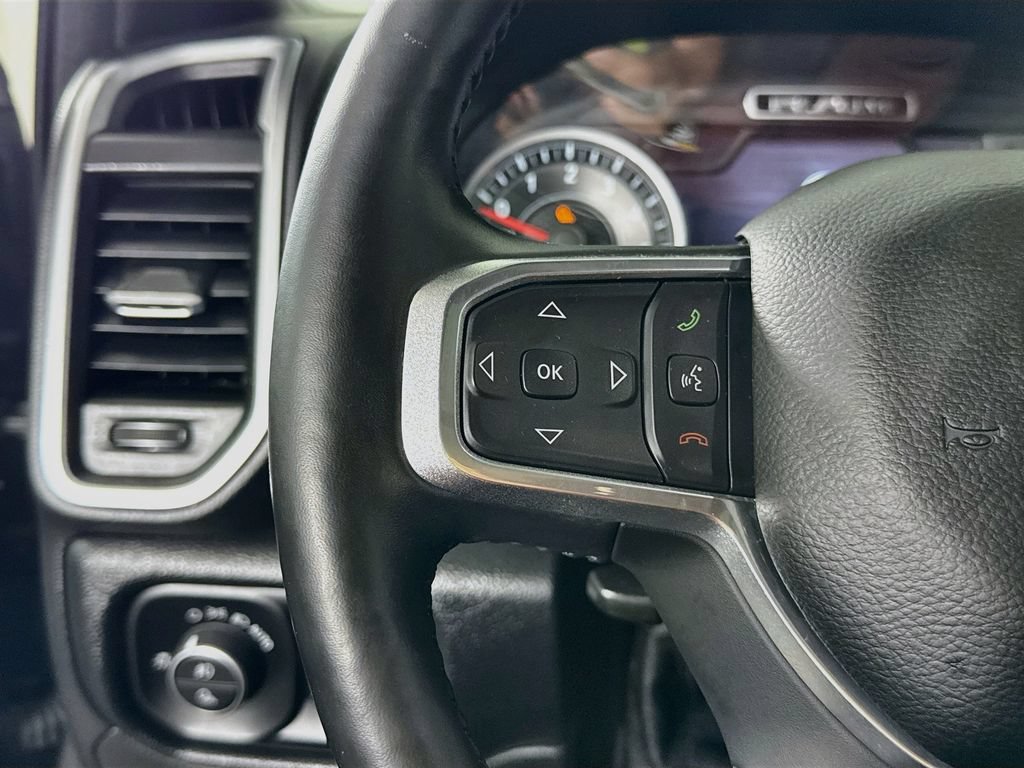 Used 2020 RAM 1500 Laramie w/ Sport Appearance Package AWD/4WD image 23