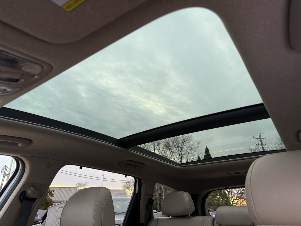 Used 2020 Hyundai Santa Fe Limited image 18