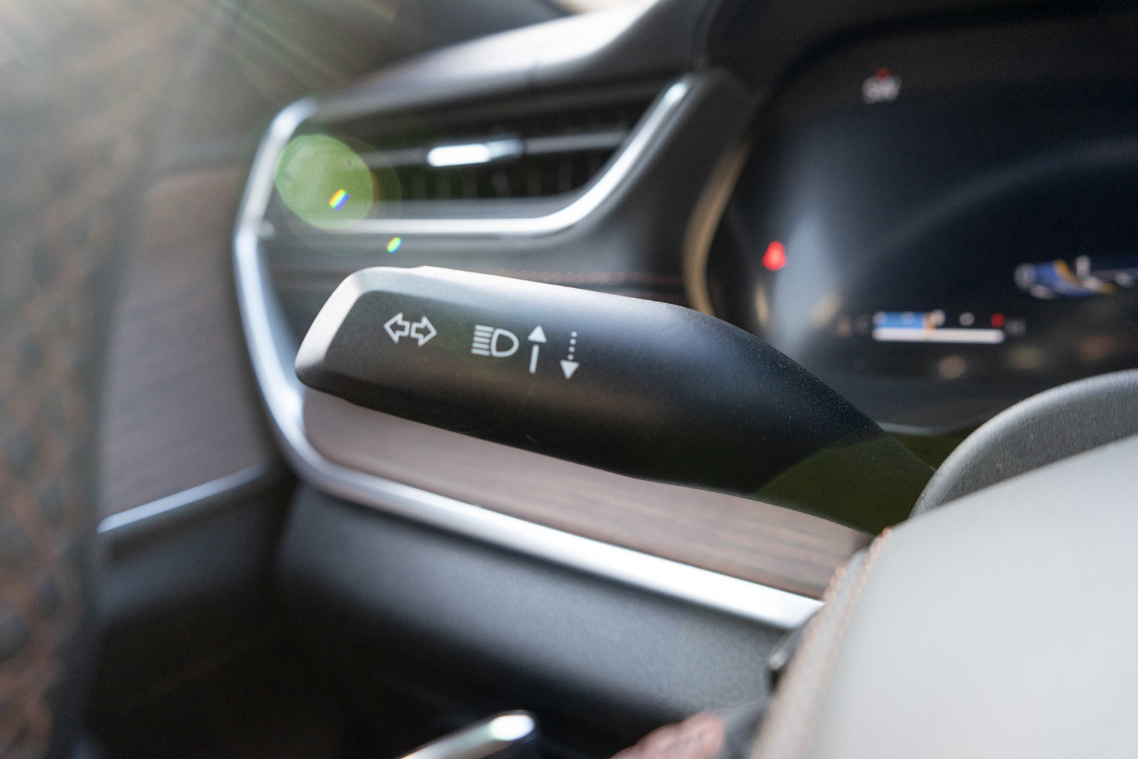 Used 2023 Jeep Grand Cherokee L Summit w/ Advanced Protech Group IV image 26