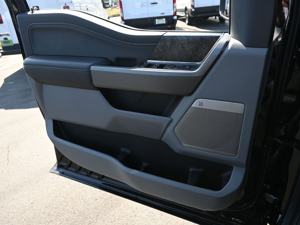 New 2026 Ford F350 XLT image 19
