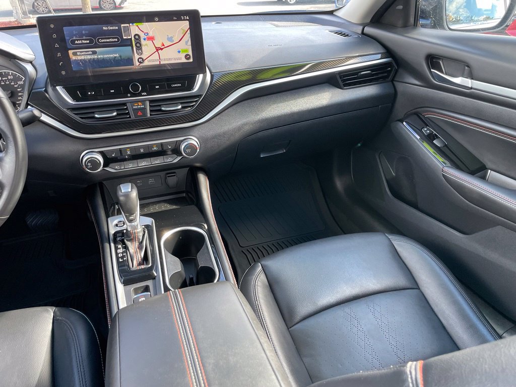 Certified 2024 Nissan Altima 2.5 SR w/ SR Premium Package FWD image 11