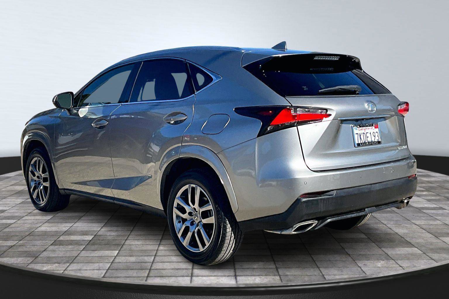 Used 2015 Lexus NX 200t FWD image 2
