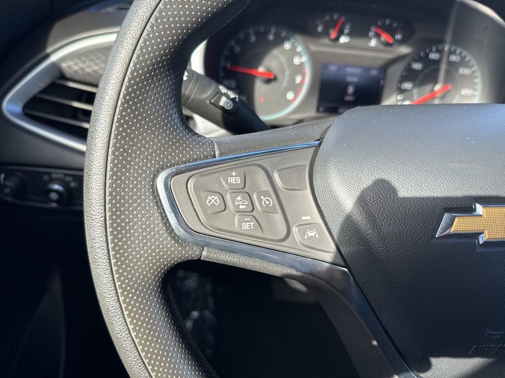 Used 2023 Chevrolet Malibu LT image 16