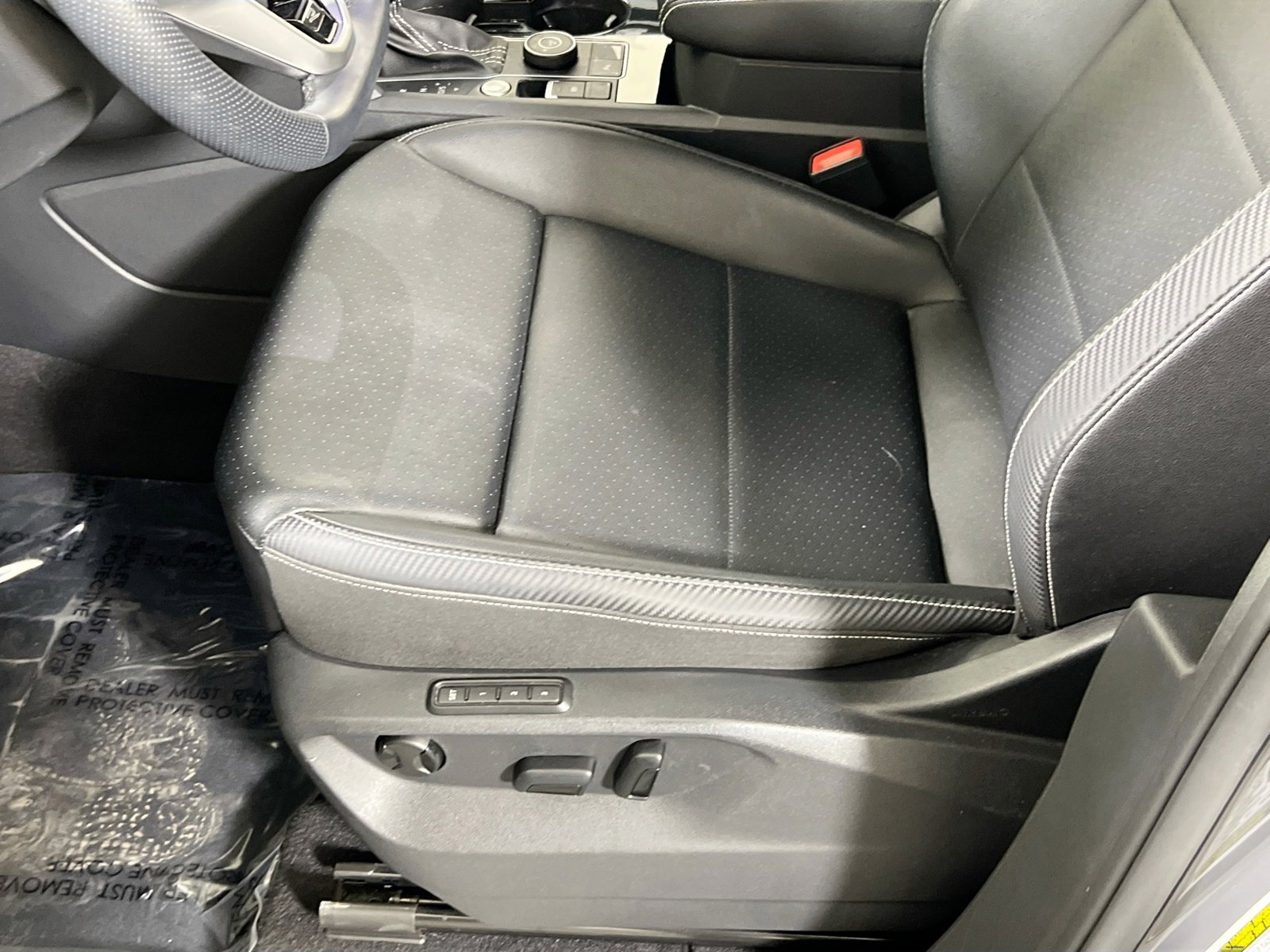 Used 2023 Volkswagen Atlas Cross Sport SEL R-Line image 18