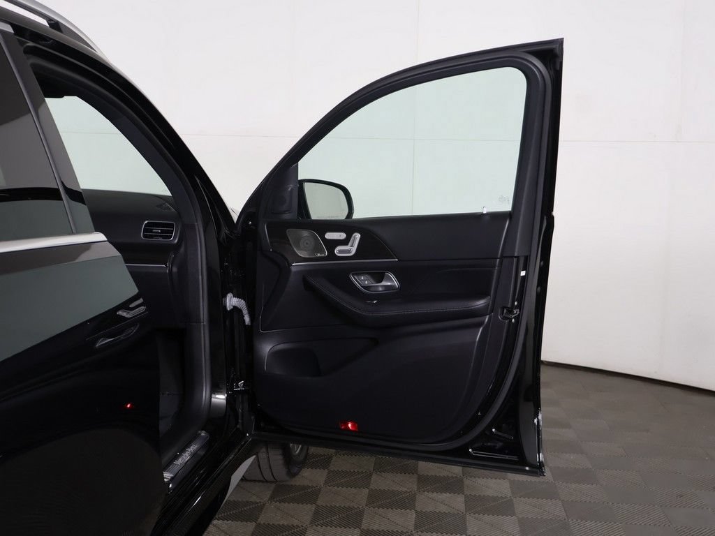 Used 2022 Mercedes-Benz GLE 450 4MATIC w/ AMG Line Exterior image 22