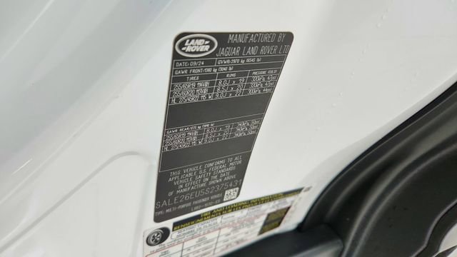 Used 2025 Land Rover Defender 90 X-Dynamic SE image 58