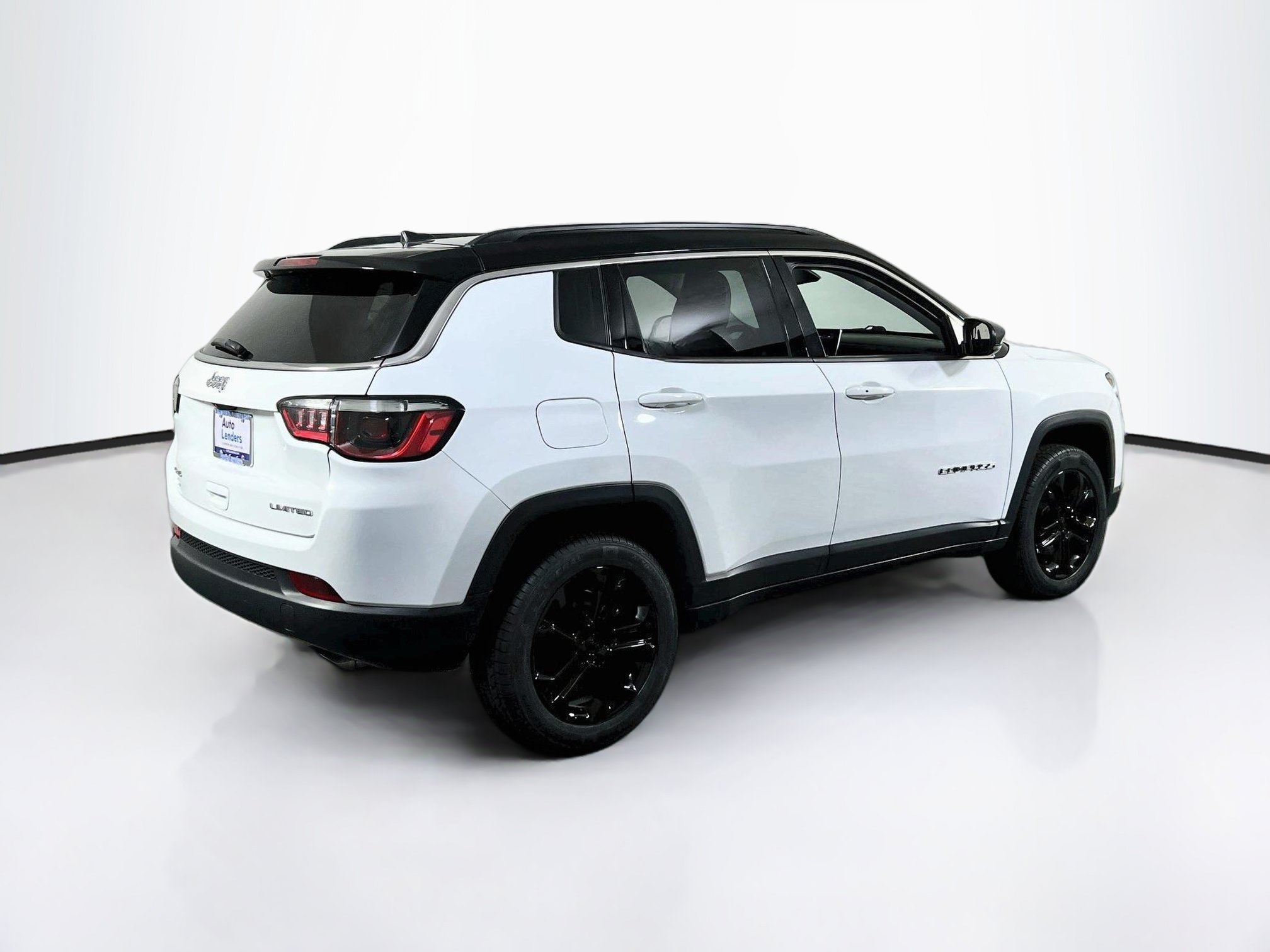 Used 2022 Jeep Compass Limited AWD/4WD image 5