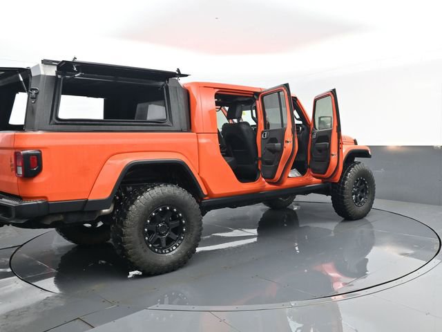 Used 2023 Jeep Gladiator Willys image 29