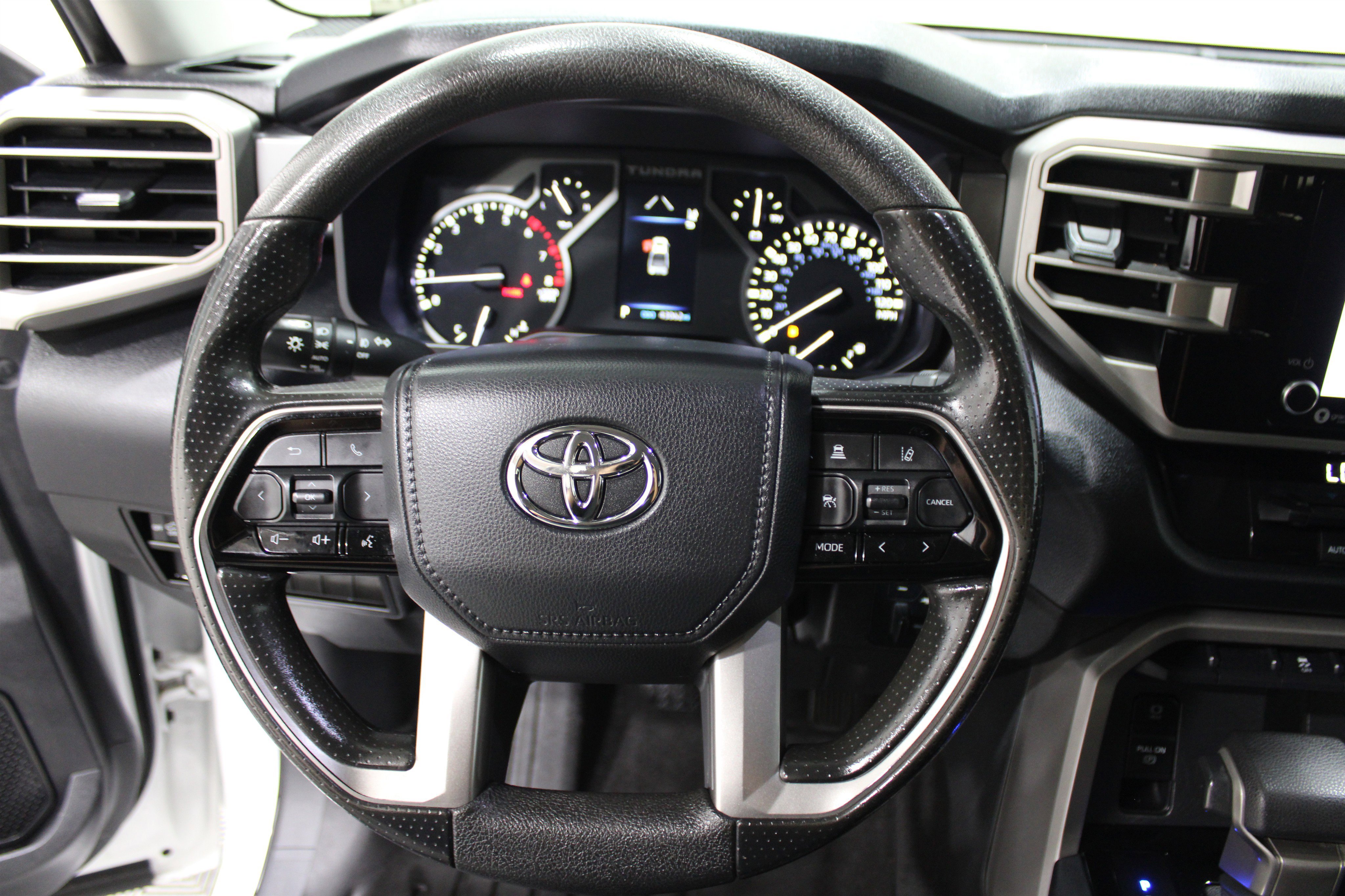 Used 2022 Toyota Tundra SR5 image 9
