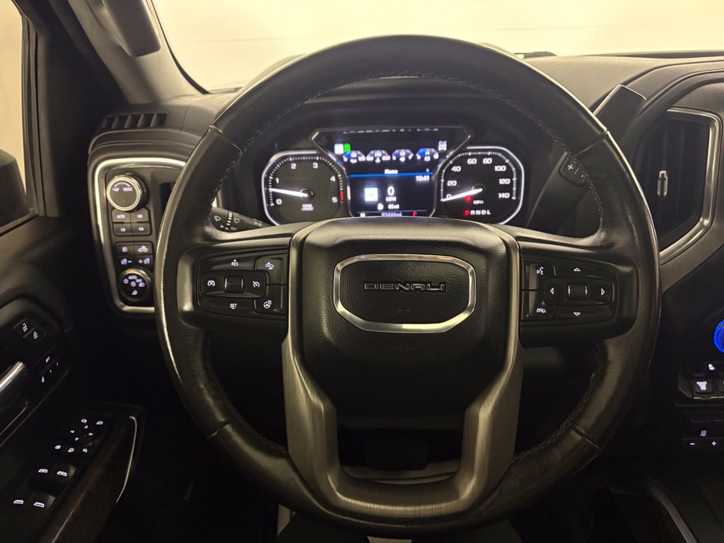 Used 2023 GMC Sierra 2500 Denali w/ Denali Ultimate Package AWD/4WD image 25