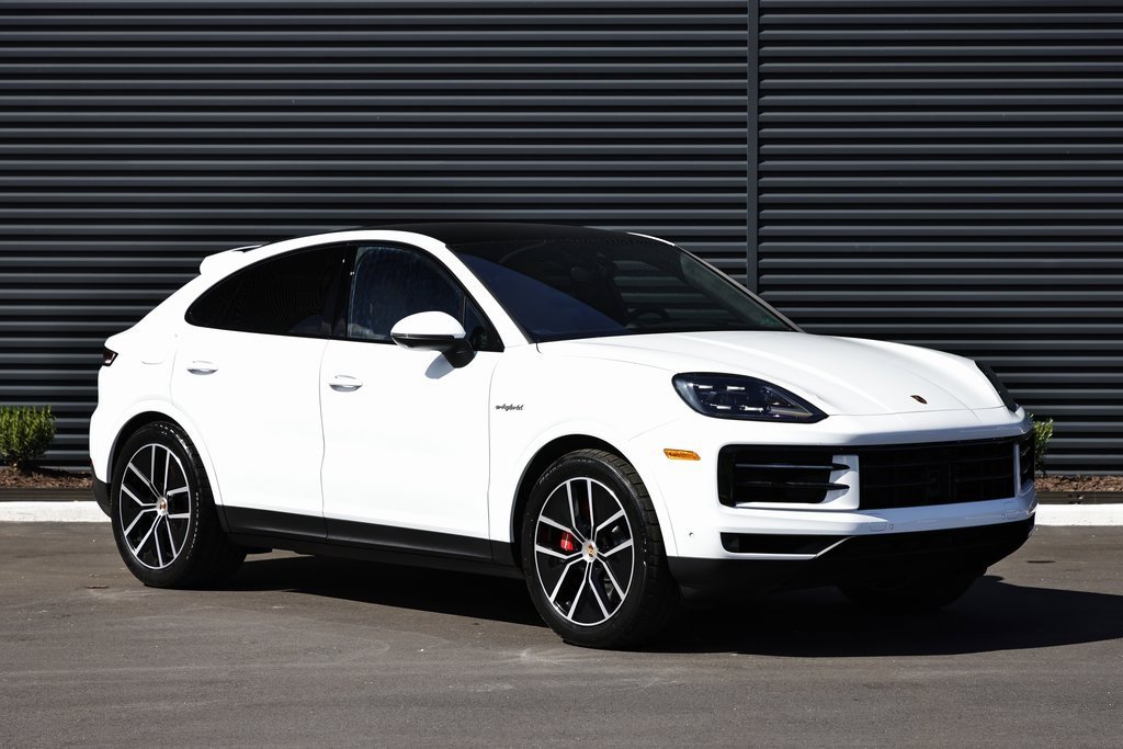 New 2026 Porsche Cayenne S image 9