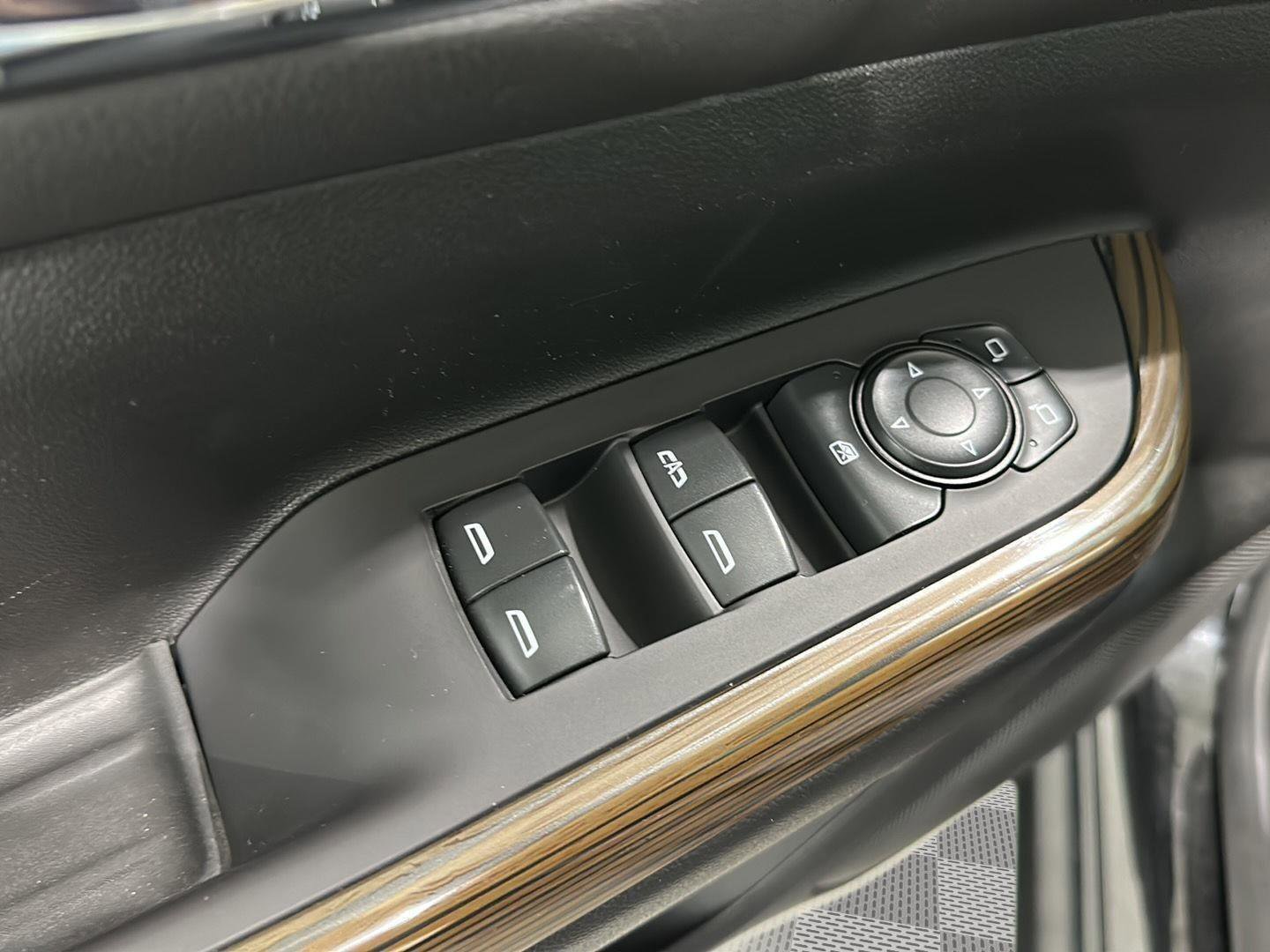 Used 2021 GMC Acadia SLE w/ Elevation Edition image 19