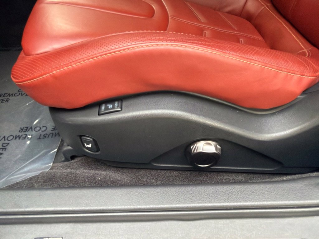 Used 2021 Nissan GT-R Premium AWD/4WD image 42