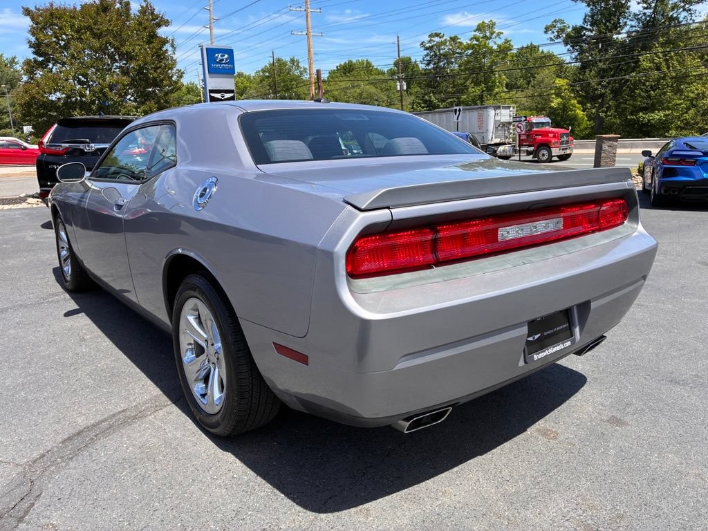 Used 2014 Dodge Challenger SXT w/ Sport Appearance Package RWD image 5