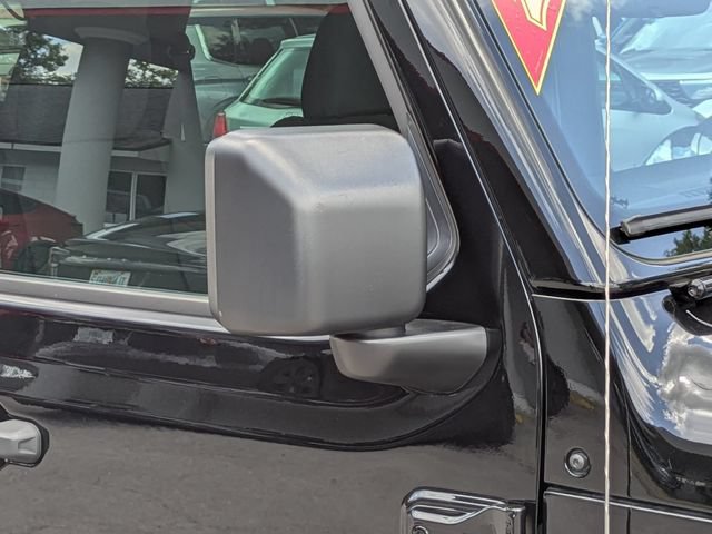 Used 2022 Jeep Wrangler Sport AWD/4WD image 12