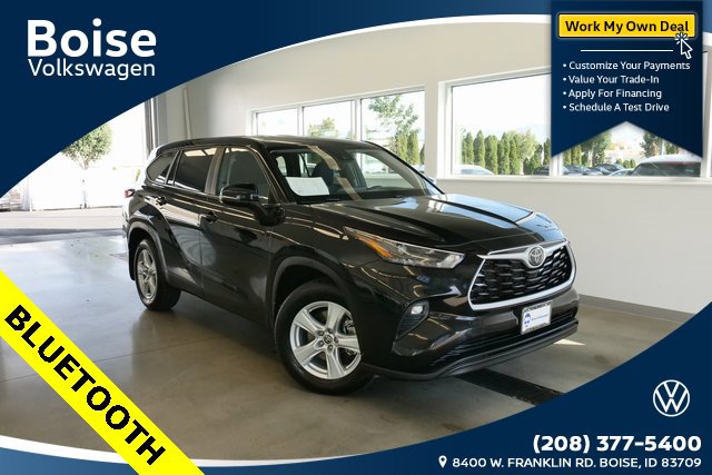 Used 2023 Toyota Highlander LE