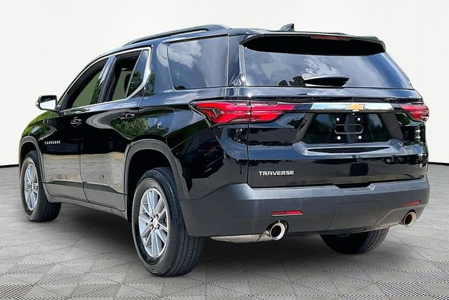 Used 2023 Chevrolet Traverse LT FWD image 4