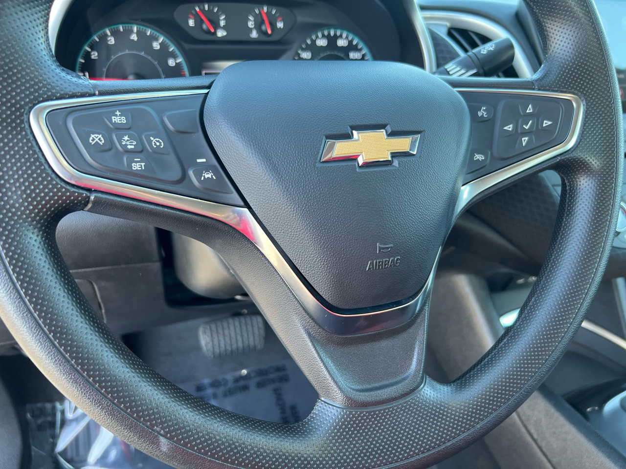 Used 2025 Chevrolet Malibu LT image 42