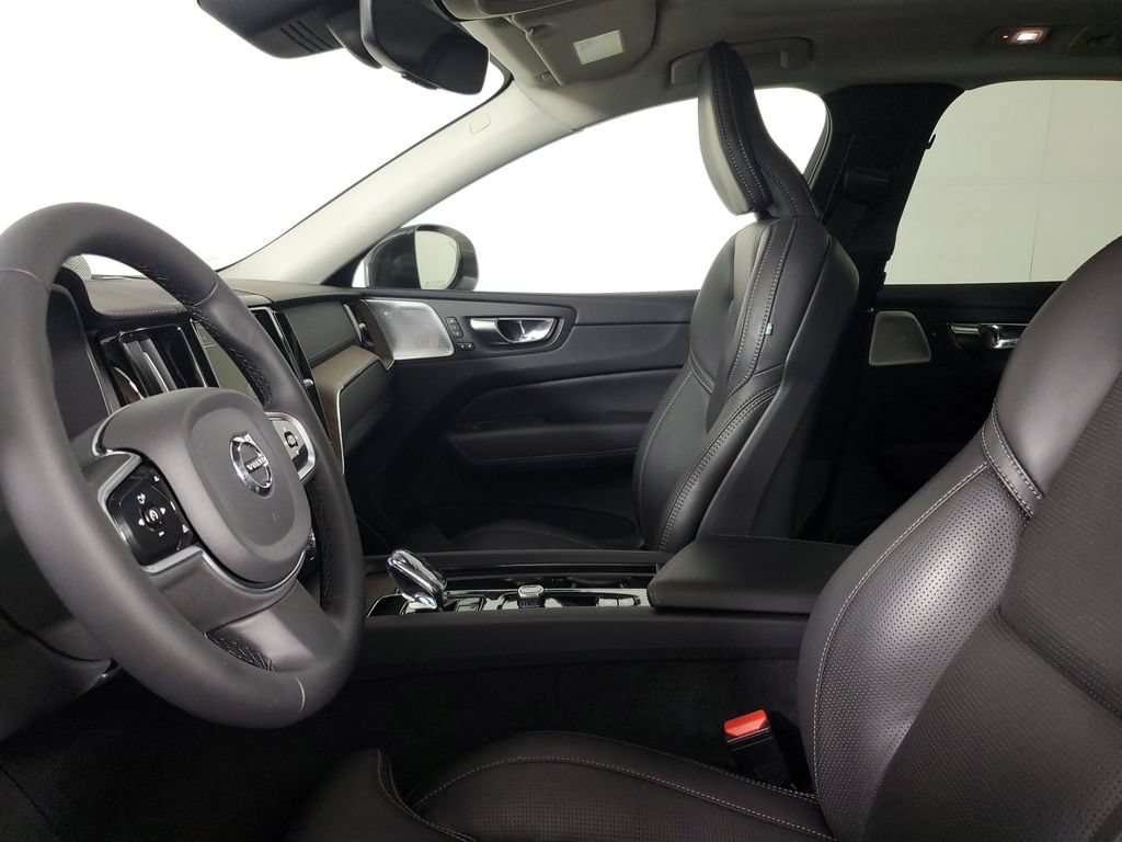 Used 2023 Volvo XC60 B5 Ultimate AWD/4WD image 22