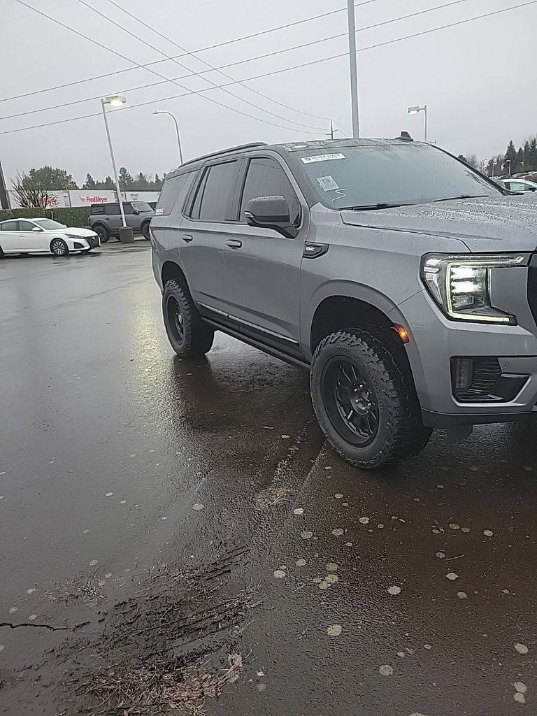 Used 2021 GMC Yukon Denali image 3