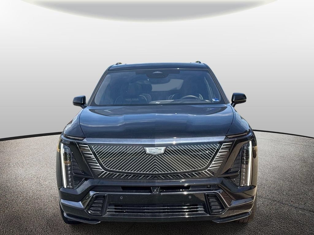 Certified 2026 Cadillac Vistiq Platinum w/ LPO, Floor Liner Package AWD/4WD image 5