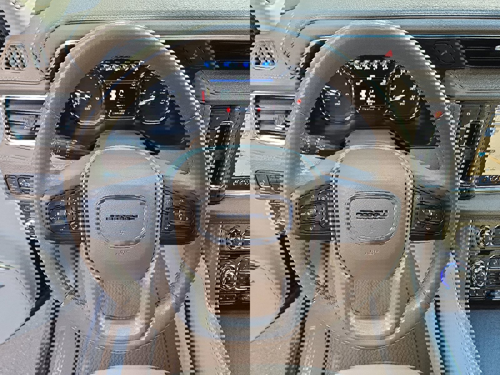 Used 2021 GMC Yukon Denali w/ Denali Ultimate Package image 21