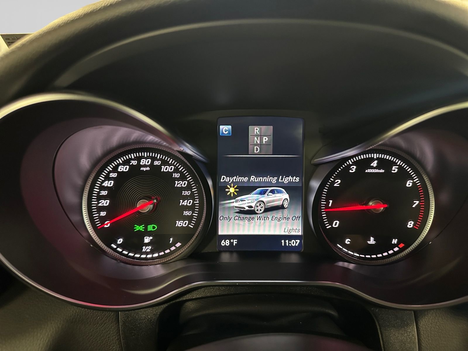 Used 2019 Mercedes-Benz GLC 300 4MATIC w/ Multimedia Package image 32