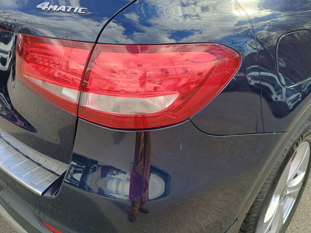 Used 2017 Mercedes-Benz GLC 300 4MATIC image 22