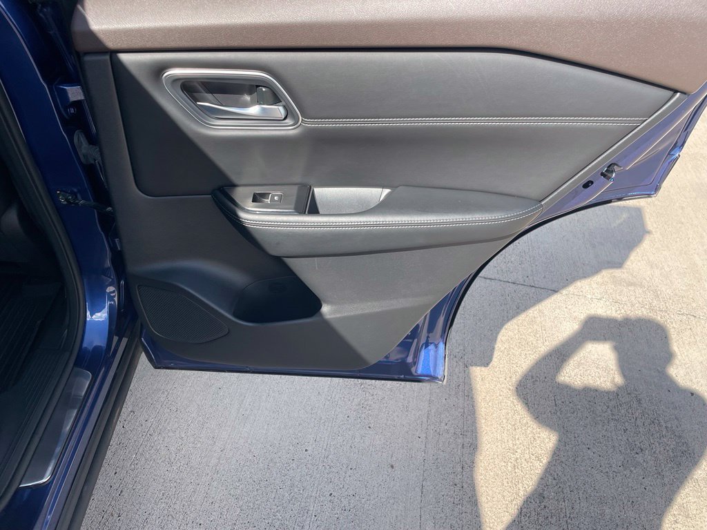 Certified 2023 Nissan Rogue Platinum w/ Platinum Premium Package FWD image 22