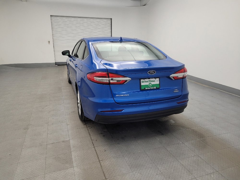 Used 2020 Ford Fusion SE image 6