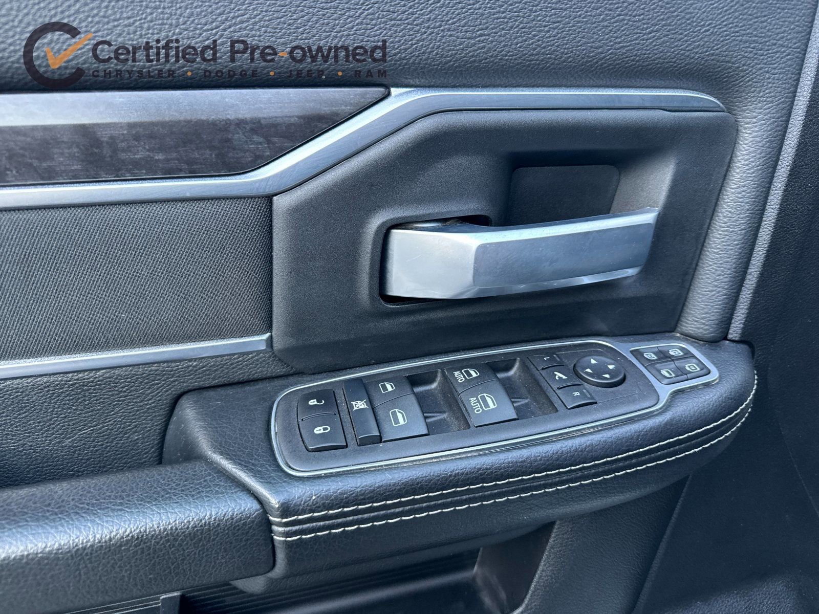 Used 2024 RAM 2500 Big Horn w/ Bed Utility Group image 12