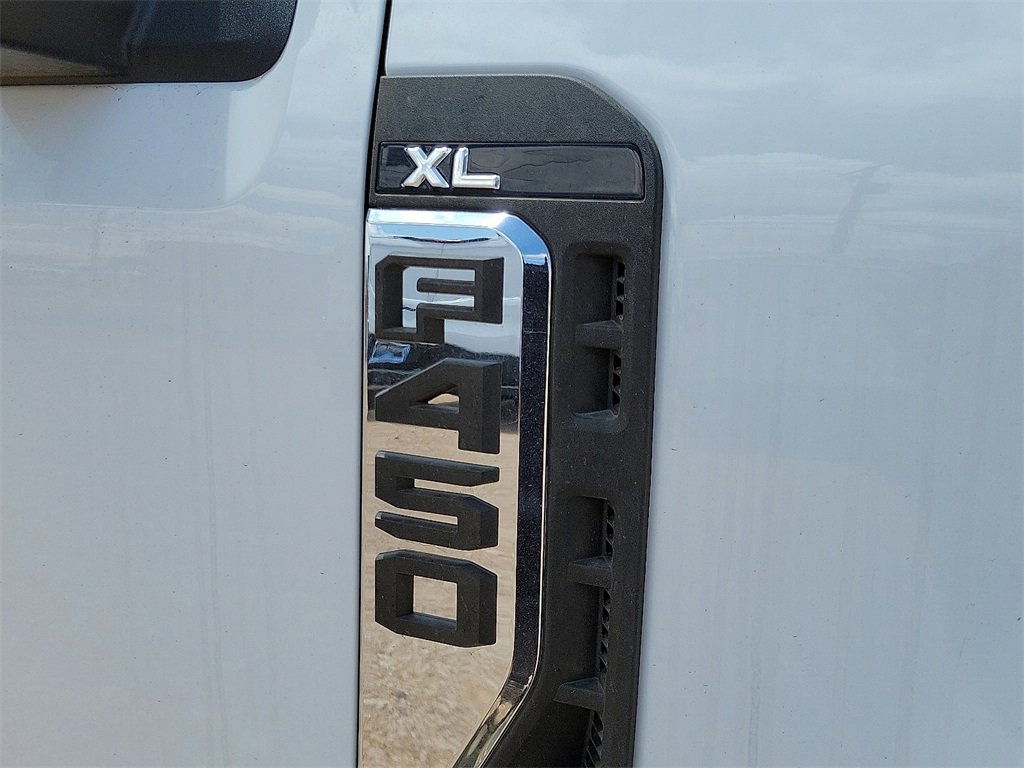 New 2024 Ford F450 XL image 13