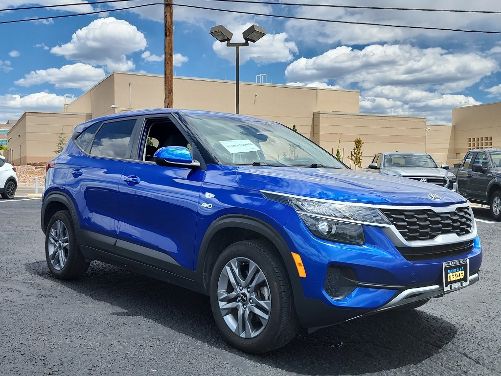 Used 2021 Kia Seltos LX AWD/4WD image 3