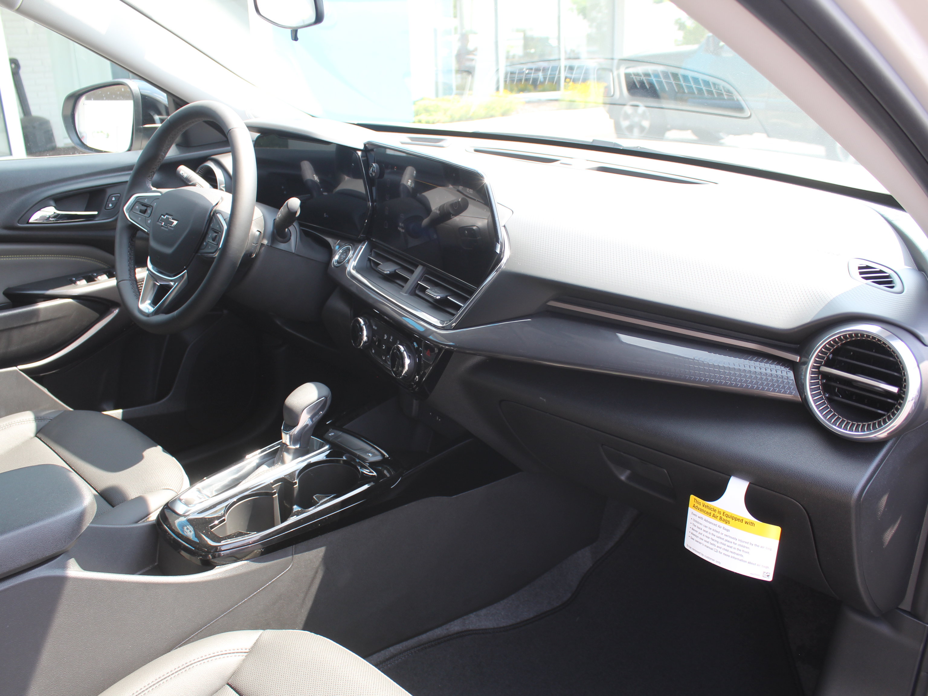 New 2026 Chevrolet Trax ACTIV w/ Driver Confidence Package FWD image 15