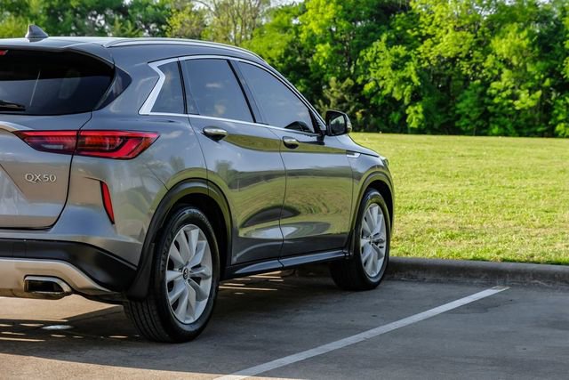 Used 2019 INFINITI QX50 Luxe w/ Cargo Package image 14