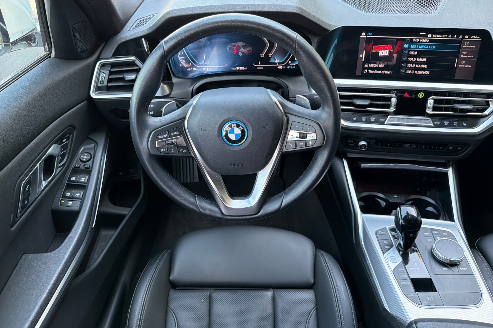 Used 2022 BMW 330e w/ Driving Assistance Package RWD image 11