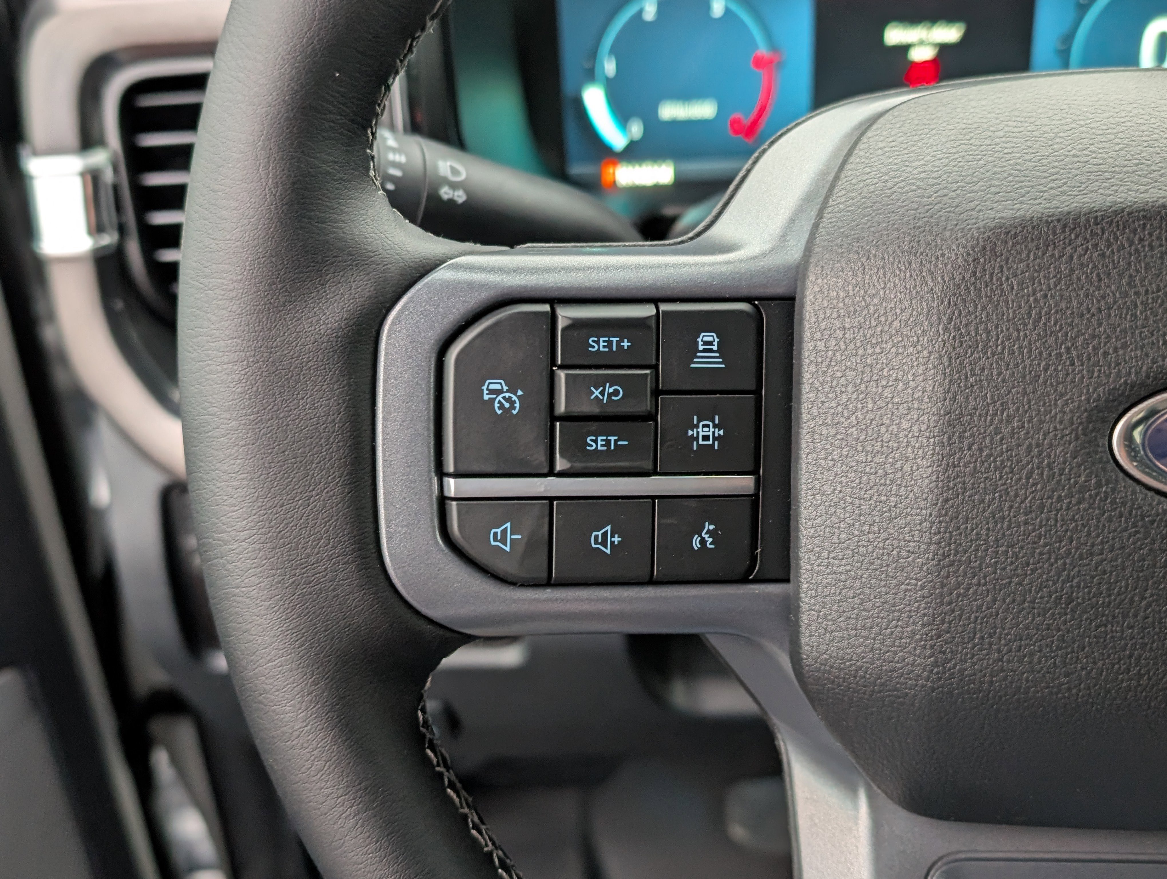 New 2026 Ford F350 Lariat w/ Lariat Premium Package image 21